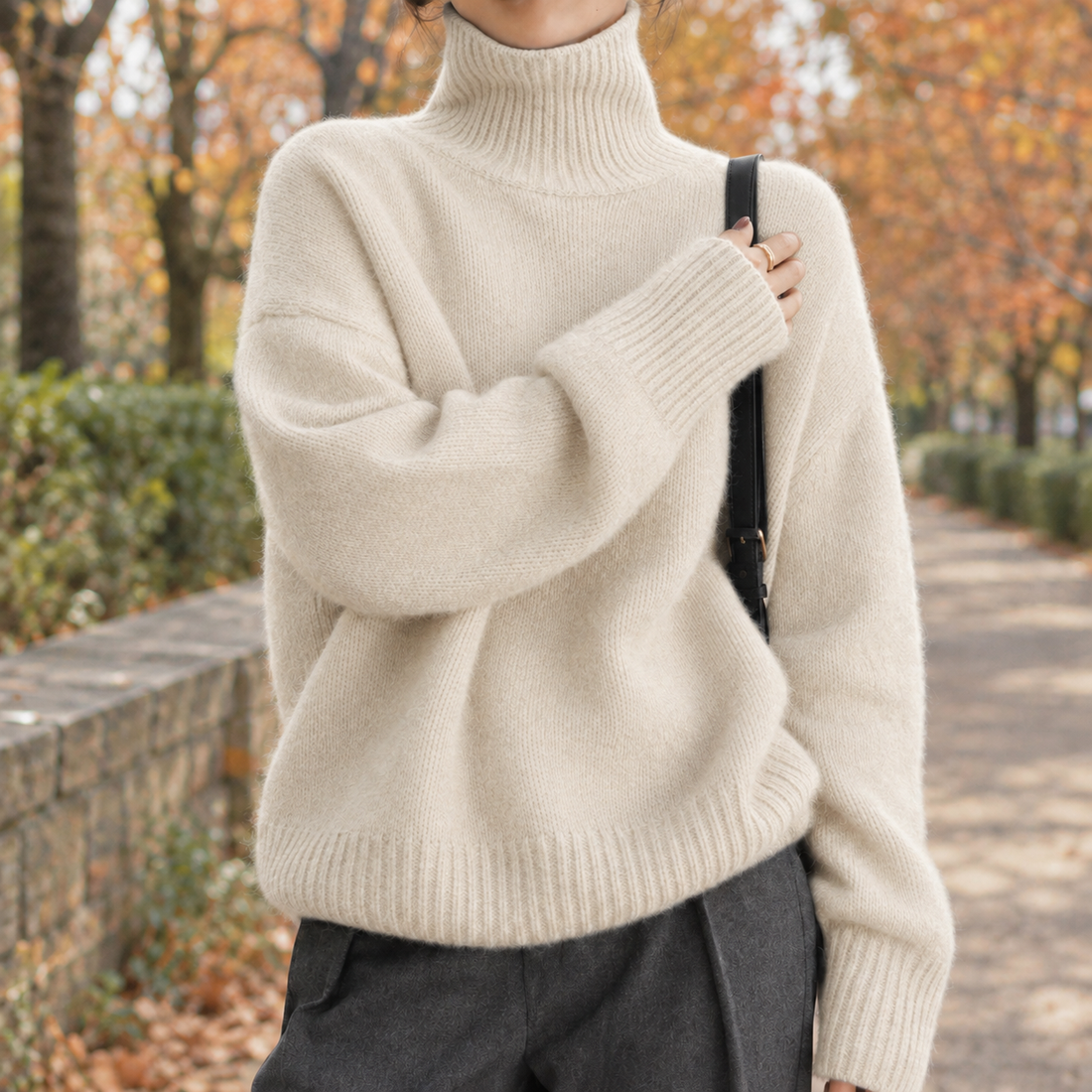Melisande Relaxed Turtleneck Sweater - Apricot
